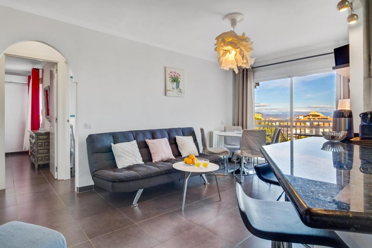Diana By Ivi Real Estate Apartment เบนัลมาเดนา ภายนอก รูปภาพ